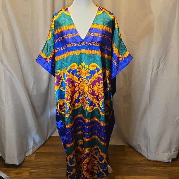 Winlar Kaftan - Picture 1 of 8